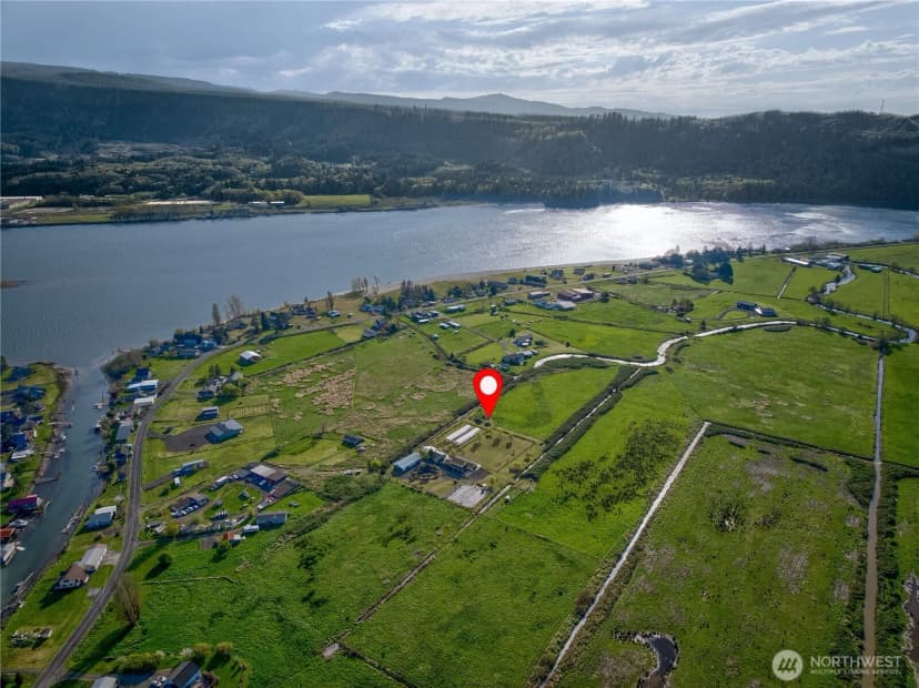 Property photo for 31 Blue Skies Lane, Cathlamet photo 25