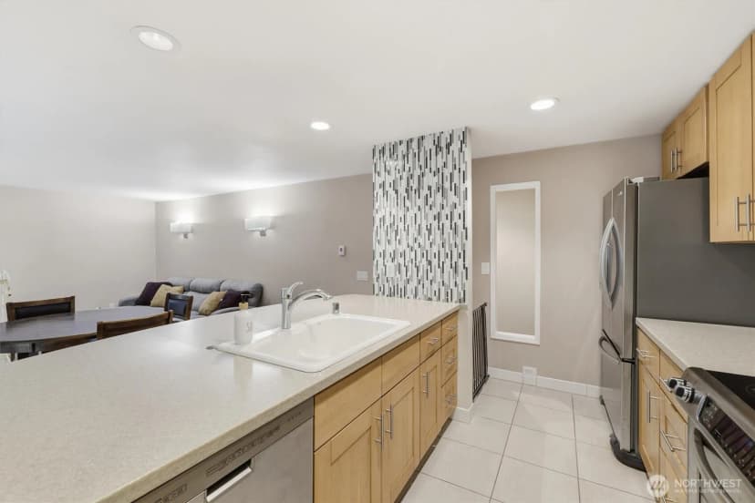 Property photo for 14401 Se Petrovitsky Road #e101, Renton photo 10