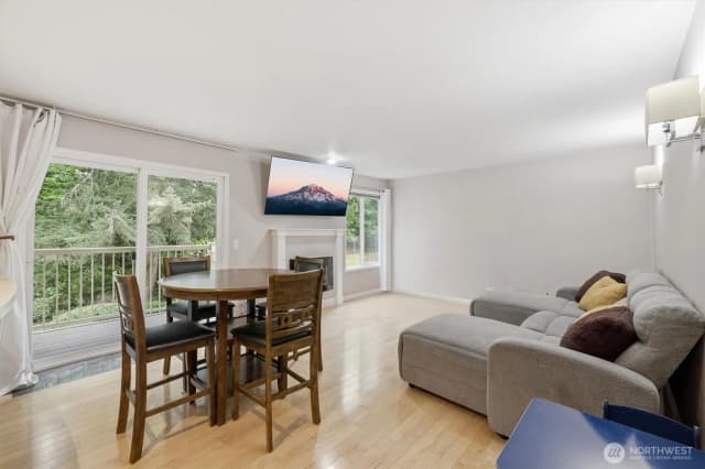 Property photo for 14401 Se Petrovitsky Road #e101, Renton photo 4