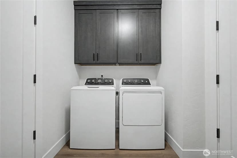 Property photo for 585 S Perry Avenue, East Wenatchee photo 27