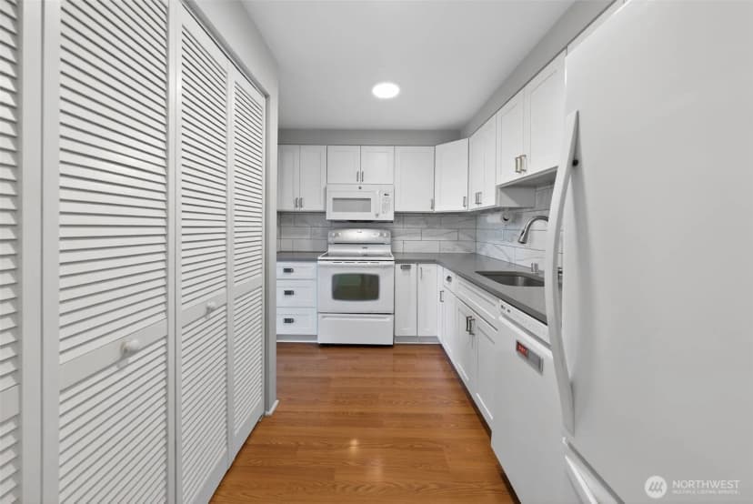 Property photo for 4409 216th Street Sw #c, Mountlake Terrace photo 7
