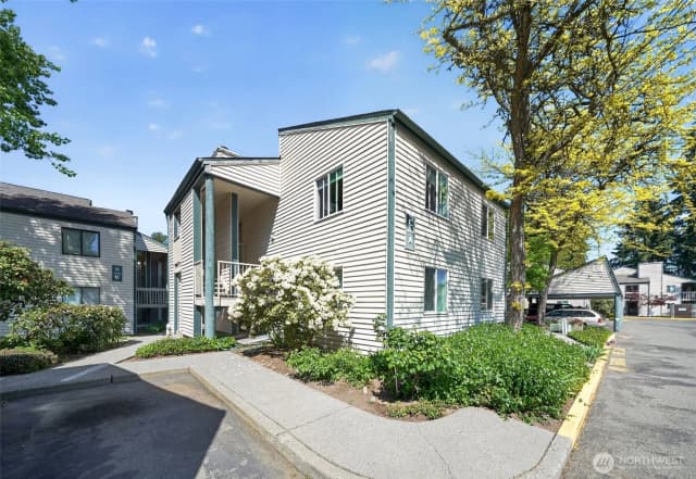 Property photo for 4409 216th Street Sw #c, Mountlake Terrace photo 2