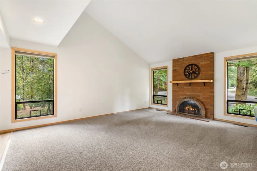Property photo for 22934 Se 37th St, Sammamish photo 9