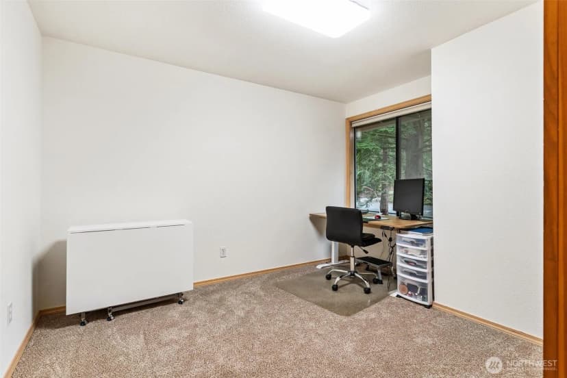 Property photo for 22934 Se 37th St, Sammamish photo 25