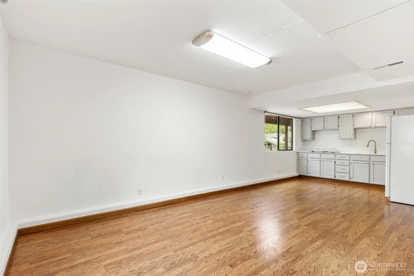Property photo for 22934 Se 37th St, Sammamish photo 23