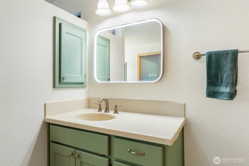 Property photo for 22934 Se 37th St, Sammamish photo 16