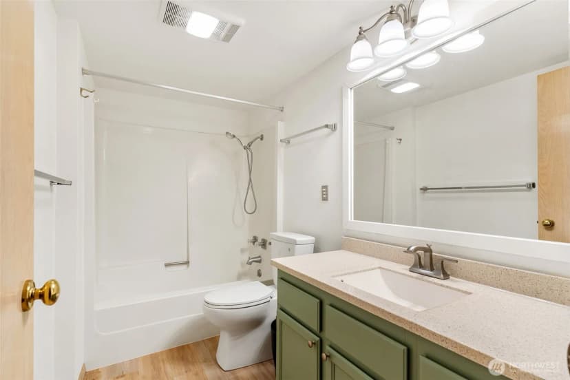 Property photo for 22934 Se 37th St, Sammamish photo 15