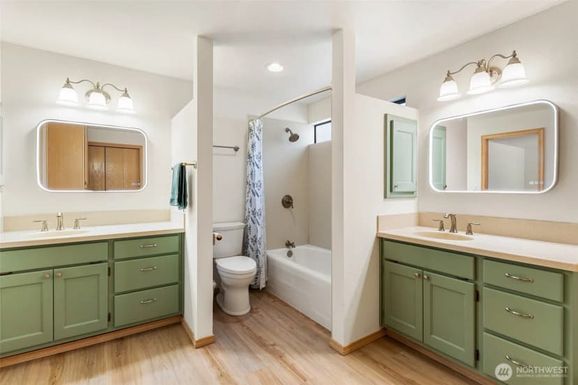 Property photo for 22934 Se 37th St, Sammamish photo 26