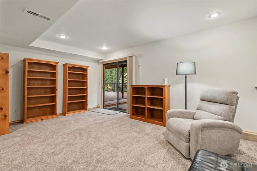 Property photo for 22934 Se 37th St, Sammamish photo 28