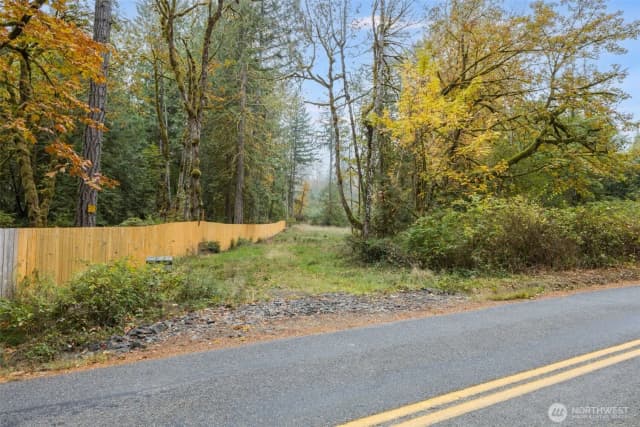 Property photo for 16456 Hoff Road Nw, Lakebay photo 5