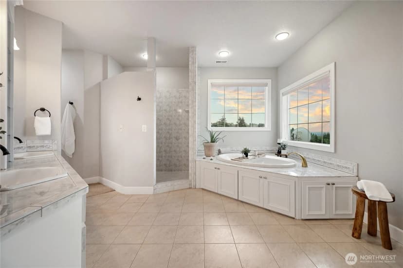 Property photo for 124 Pompano Road, Woodland photo 27