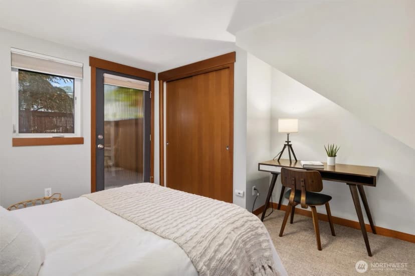 Property photo for 1722 California Avenue Sw #c, Seattle photo 20