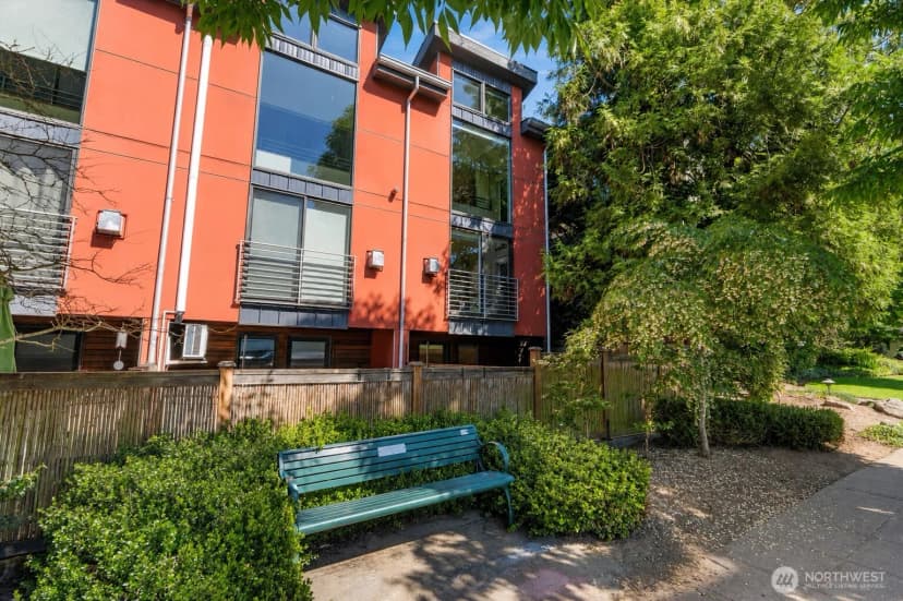 Property photo for 1722 California Avenue Sw #c, Seattle photo 26