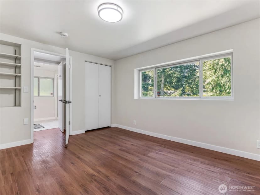 Property photo for 1035 147th Avenue Se, Bellevue photo 31