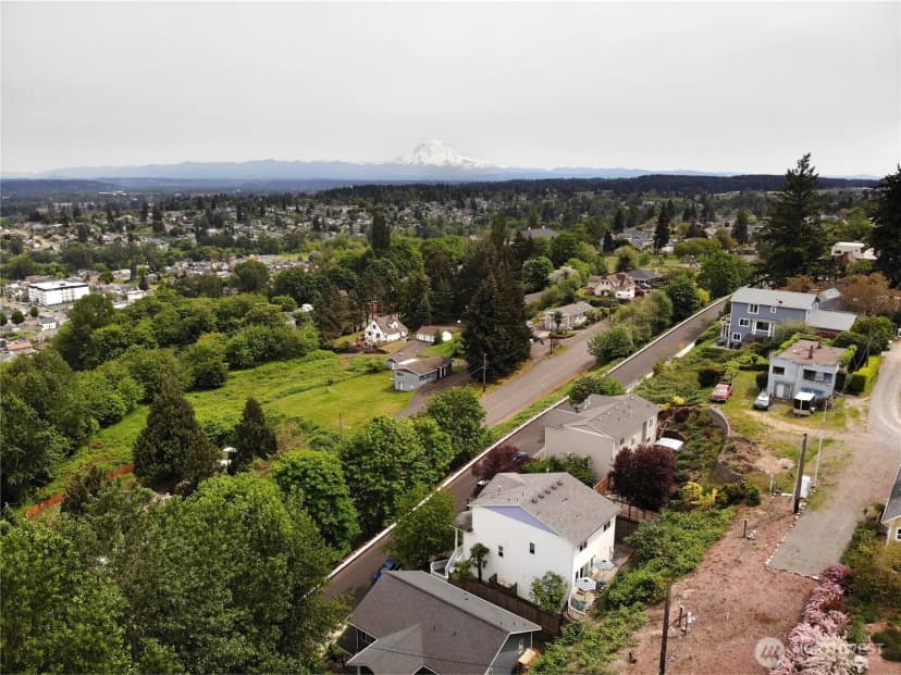 Property photo for 3012 E Valley View Terrace, Tacoma photo 22