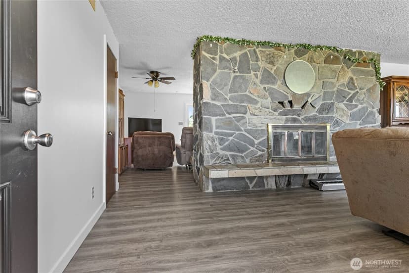 Property photo for 2515 Brown Rd, Ferndale photo 6