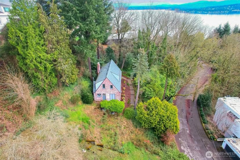 Property photo for 3502 E Terrace Street, Seattle photo 11