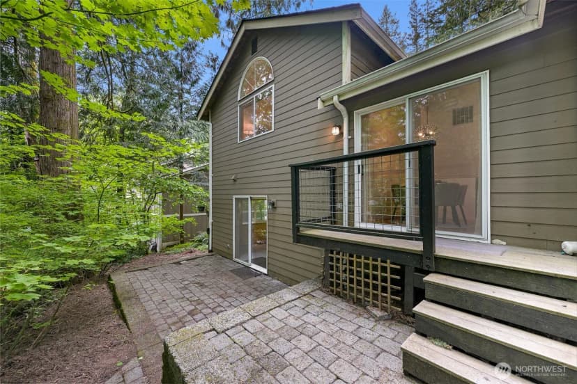 Property photo for 5 Horseshoe Circle, Bellingham photo 34
