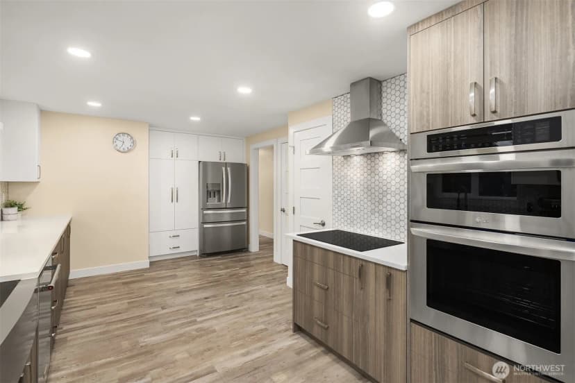 Property photo for 6279 Ne 154th Street, Kenmore photo 15