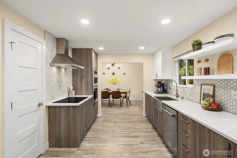 Property photo for 6279 Ne 154th Street, Kenmore photo 17