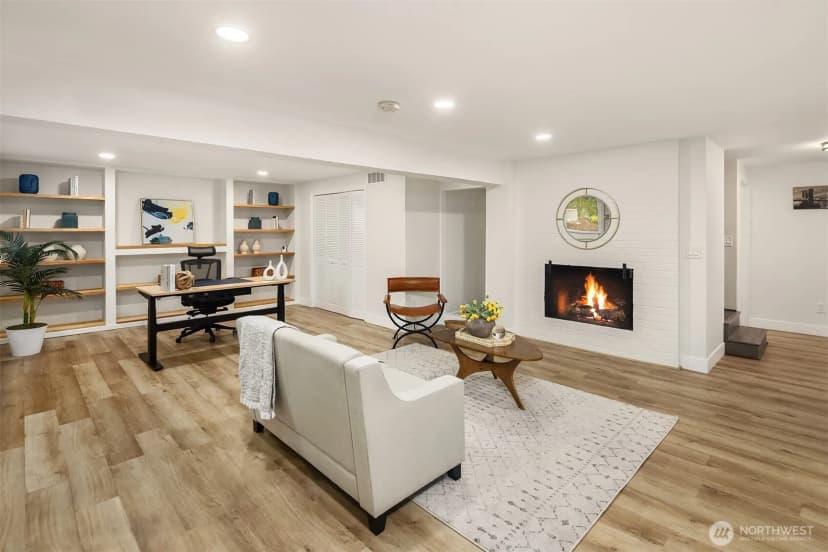 Property photo for 6279 Ne 154th Street, Kenmore photo 11