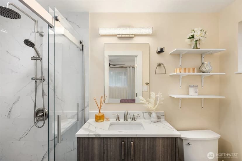 Property photo for 6279 Ne 154th Street, Kenmore photo 30