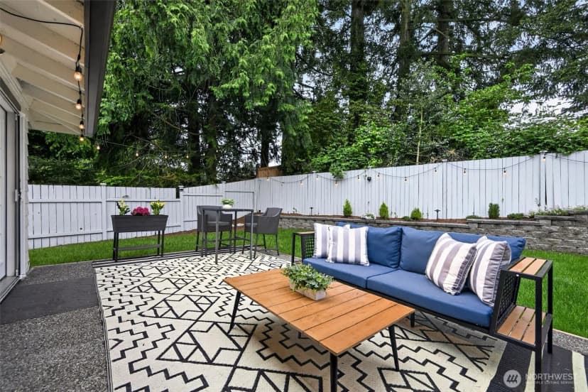 Property photo for 2227 167th Place Ne, Bellevue photo 16