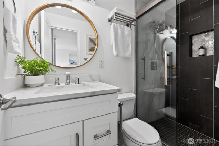 Property photo for 2227 167th Place Ne, Bellevue photo 11