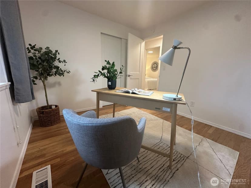 Property photo for 2227 167th Place Ne, Bellevue photo 19