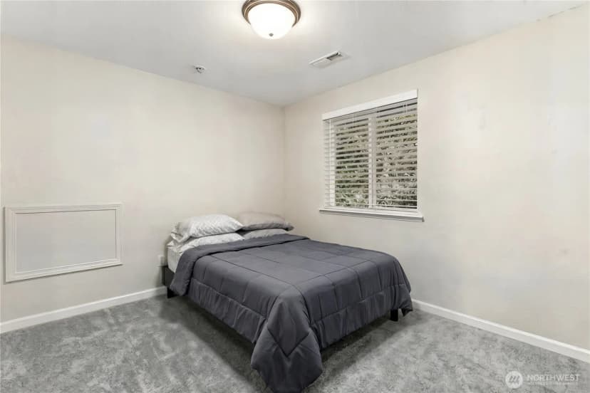 Property photo for 206 W Marilyn Avenue, Everett photo 16