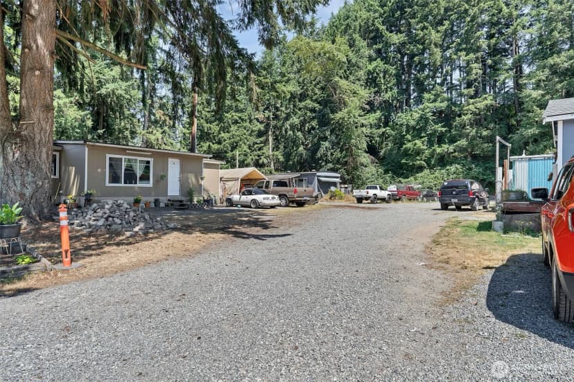 Property photo for 823 128th Street Se, Everett photo 5