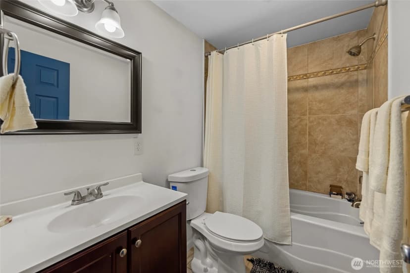Property photo for 23216 96th Avenue W, Edmonds photo 25
