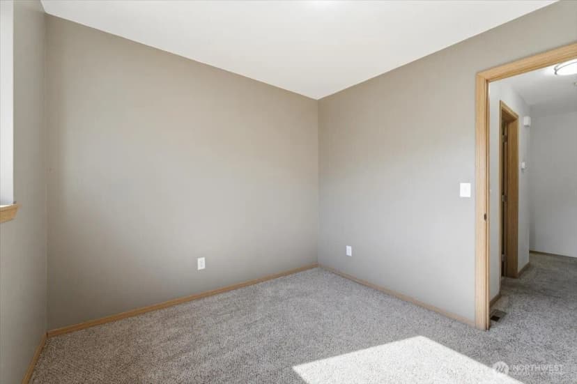 Property photo for 117 Island Loop Road, Rock Island photo 21