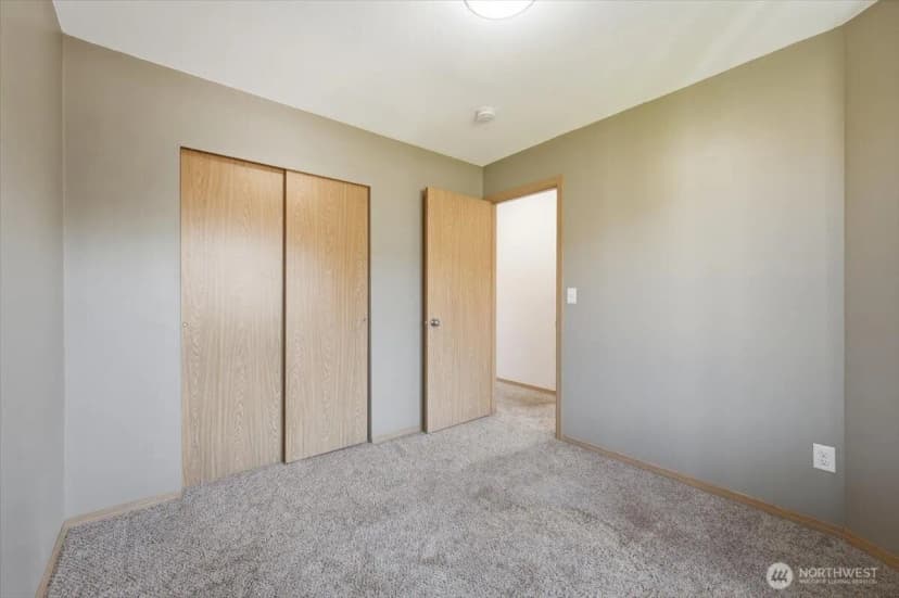 Property photo for 117 Island Loop Road, Rock Island photo 18