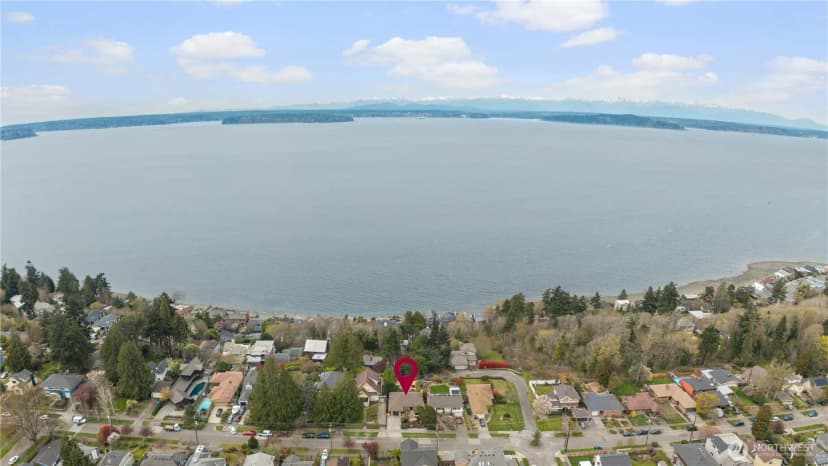 Property photo for 5911 49th Avenue Sw, Seattle photo 12