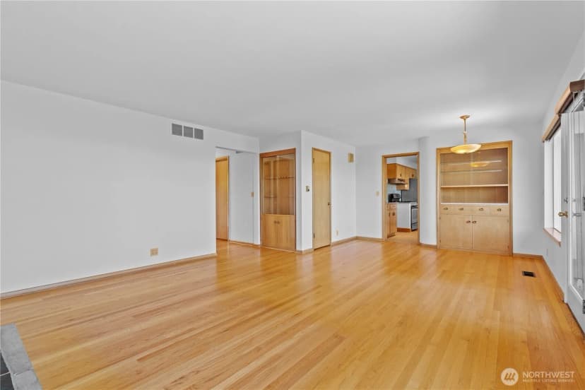 Property photo for 5911 49th Avenue Sw, Seattle photo 19
