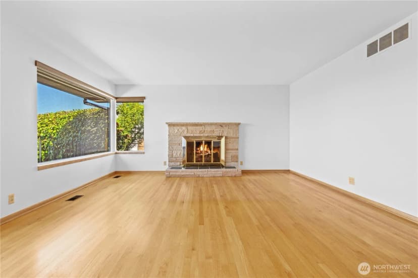 Property photo for 5911 49th Avenue Sw, Seattle photo 18