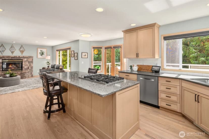 Property photo for 21641 Se 249th Street, Maple Valley photo 12