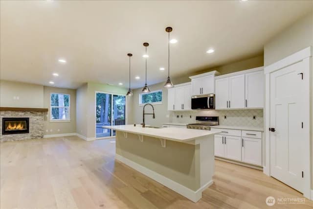 Property photo for 19312 Meridian Drive Se #cw 11, Bothell photo 5