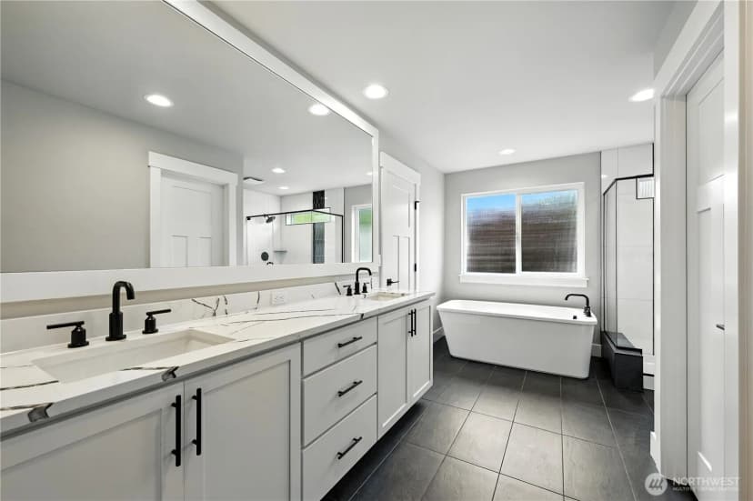 Property photo for 19312 Meridian Drive Se #cw 11, Bothell photo 16