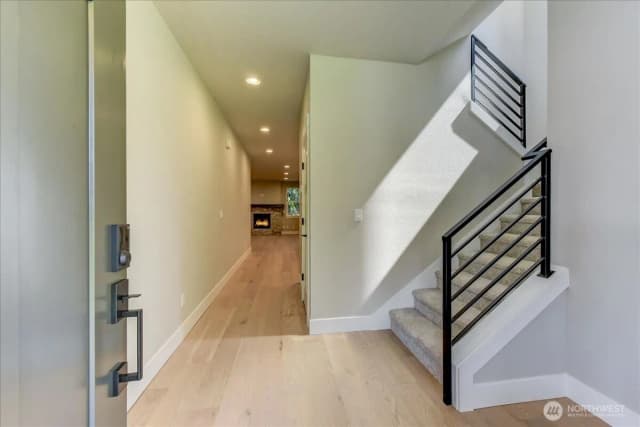 Property photo for 19312 Meridian Drive Se #cw 11, Bothell photo 4