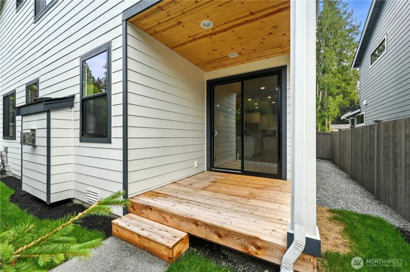 Property photo for 19312 Meridian Drive Se #cw 11, Bothell photo 8