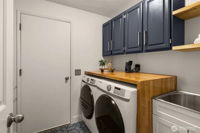 Property photo for 23218 Se 29th Court, Sammamish photo 26