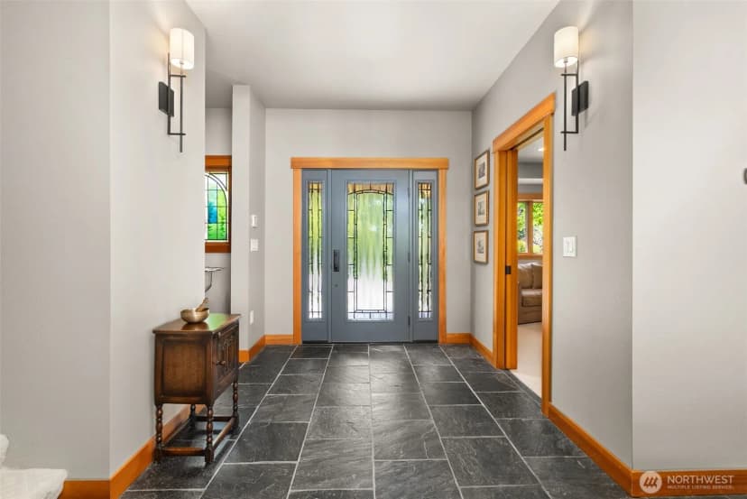 Property photo for 4702 Luhr Road Ne, Olympia photo 6