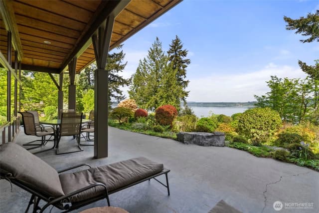 Property photo for 4702 Luhr Road Ne, Olympia photo 3