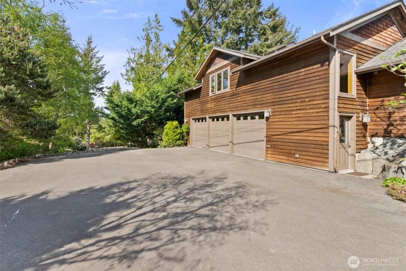 Property photo for 4702 Luhr Road Ne, Olympia photo 32