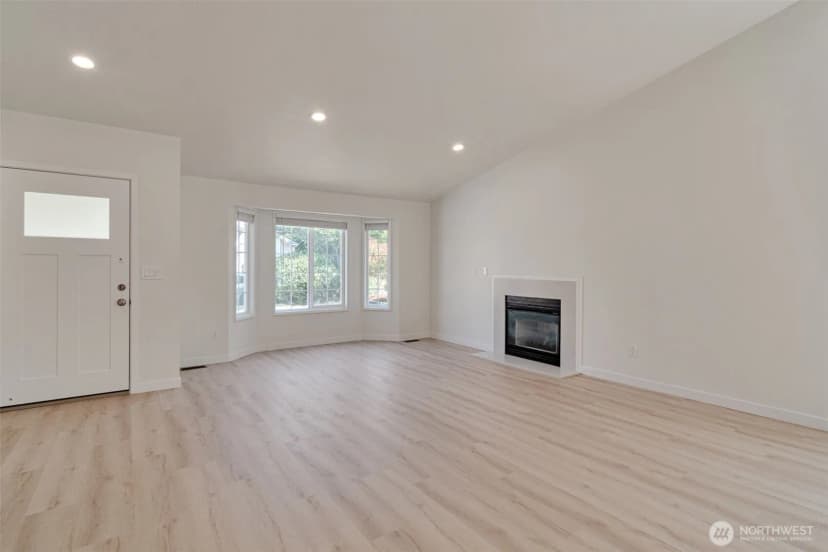 Property photo for 4504 220th Sw Street Sw, Mountlake Terrace photo 9