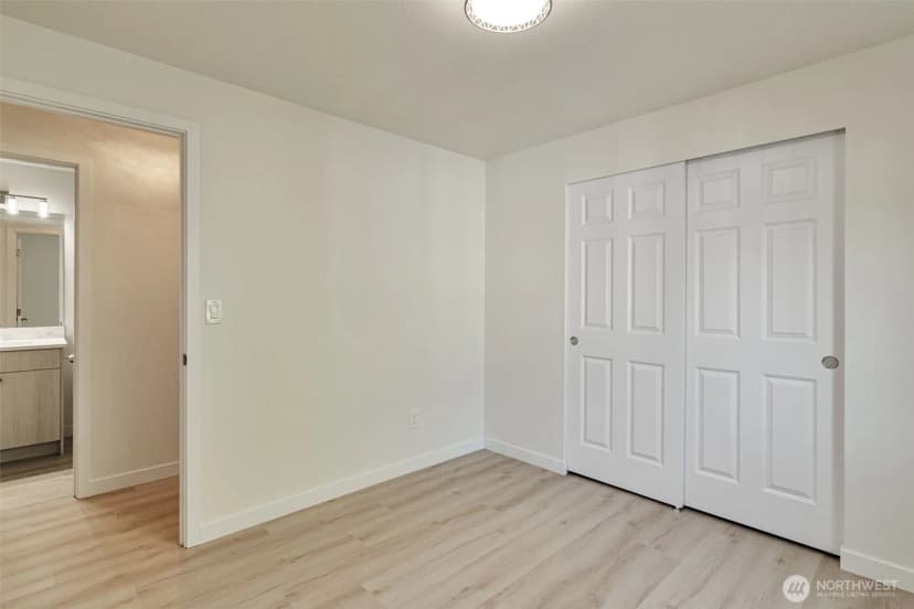 Property photo for 4504 220th Sw Street Sw, Mountlake Terrace photo 13
