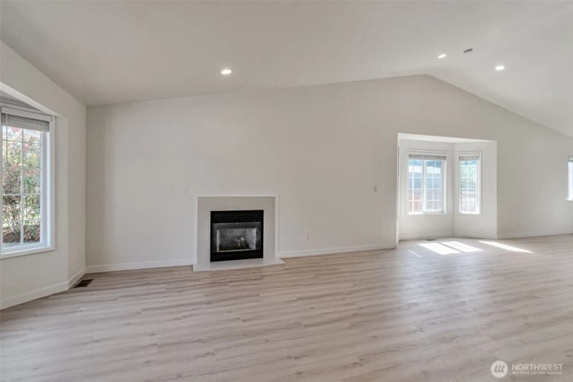 Property photo for 4504 220th Sw Street Sw, Mountlake Terrace photo 10