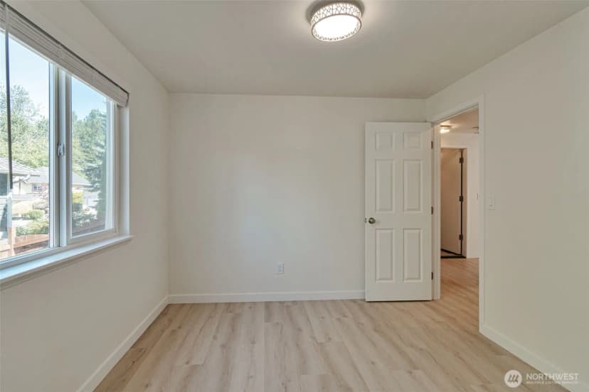 Property photo for 4504 220th Sw Street Sw, Mountlake Terrace photo 14